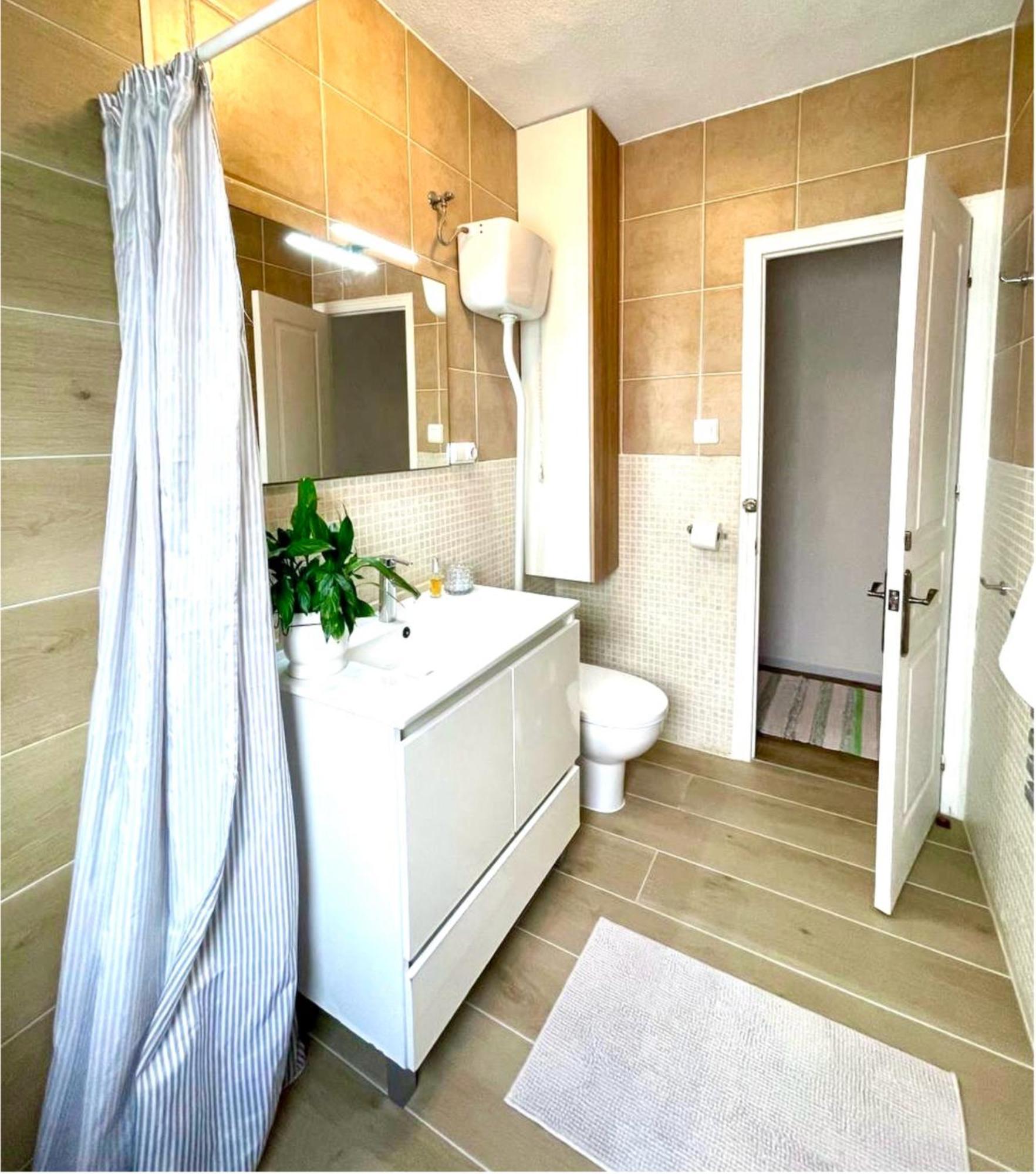 Central Loft Apartments ซานตาโปลา ภายนอก รูปภาพ