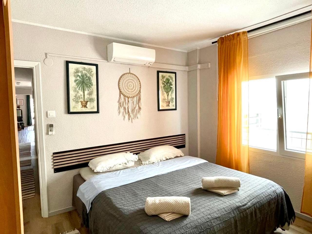 Central Loft Apartments ซานตาโปลา ภายนอก รูปภาพ