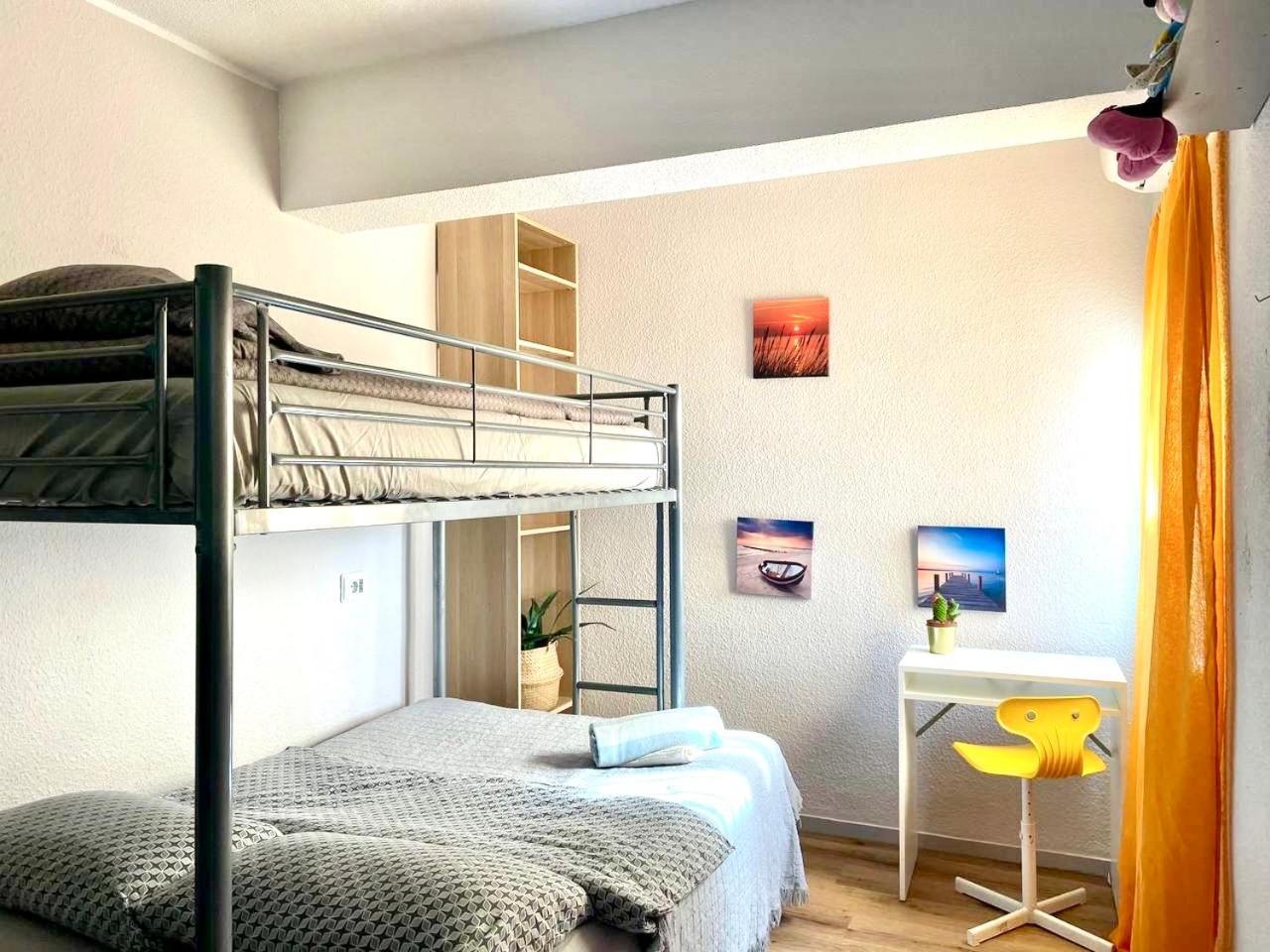 Central Loft Apartments ซานตาโปลา ภายนอก รูปภาพ