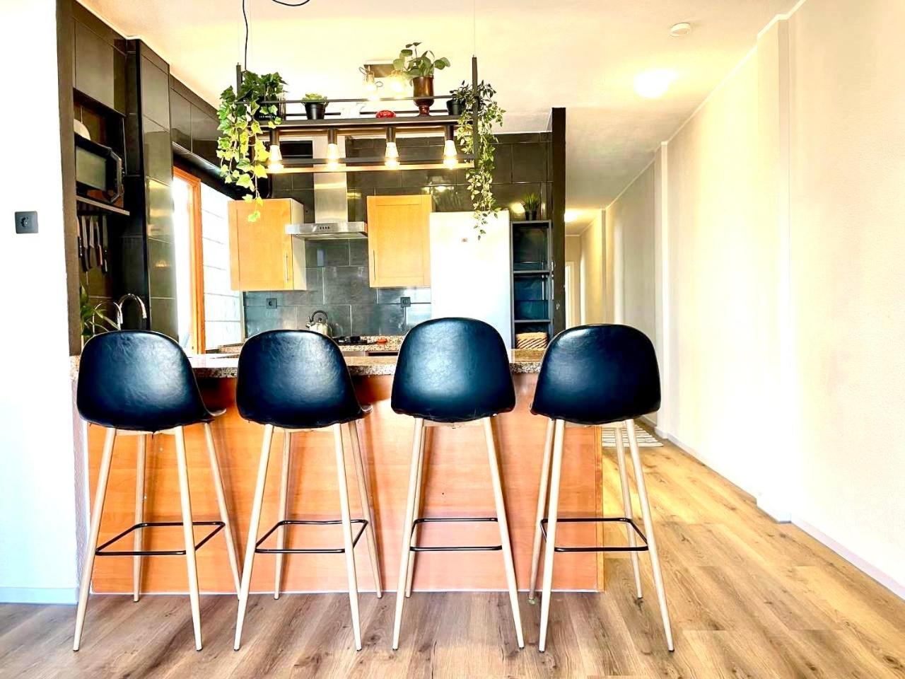 Central Loft Apartments ซานตาโปลา ภายนอก รูปภาพ