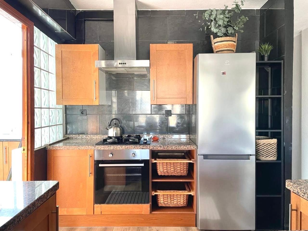 Central Loft Apartments ซานตาโปลา ภายนอก รูปภาพ